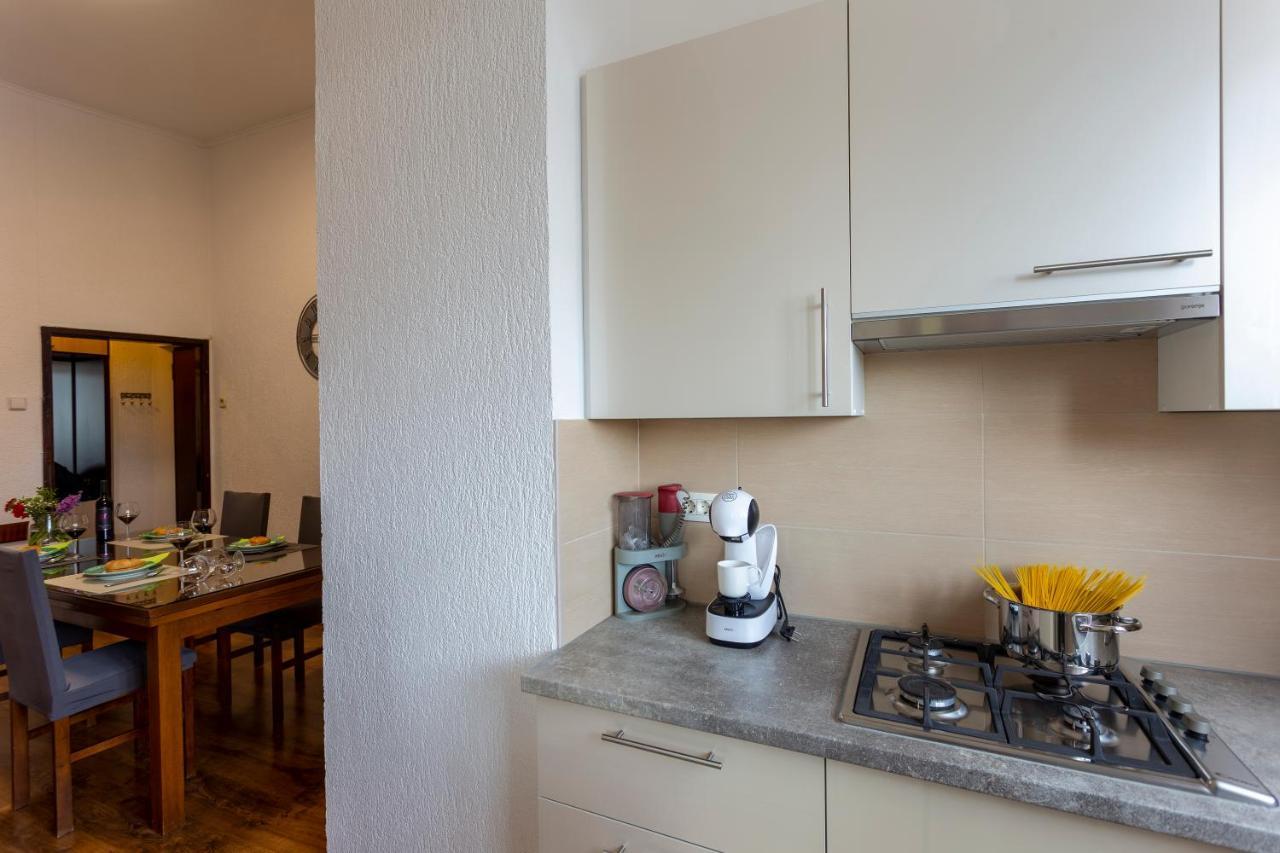 Apartman Lema Pula Eksteriør billede