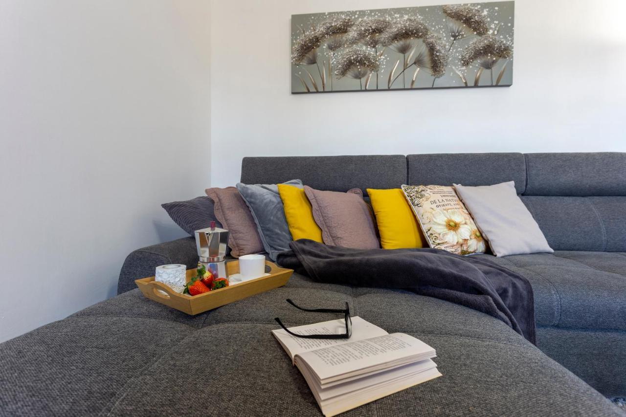 Apartman Lema Pula Eksteriør billede