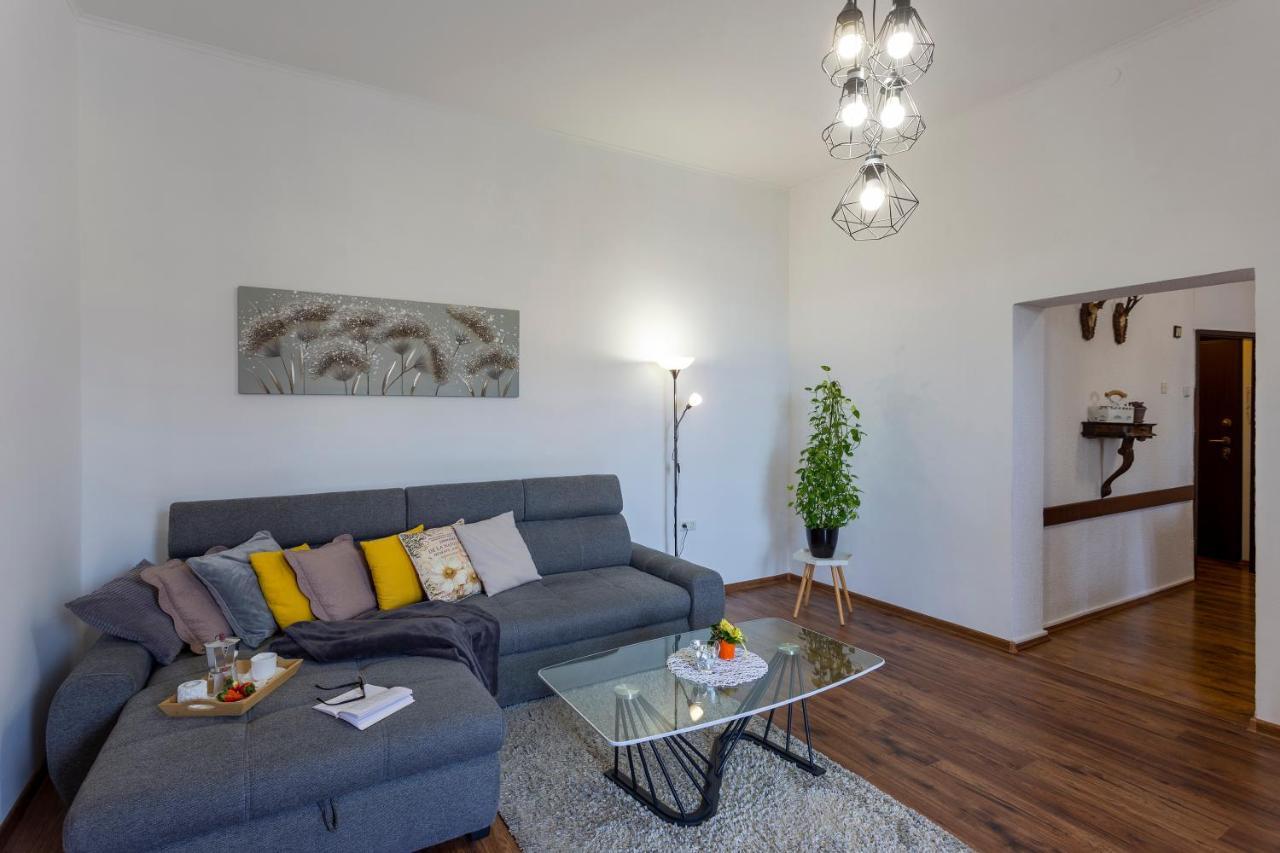 Apartman Lema Pula Eksteriør billede